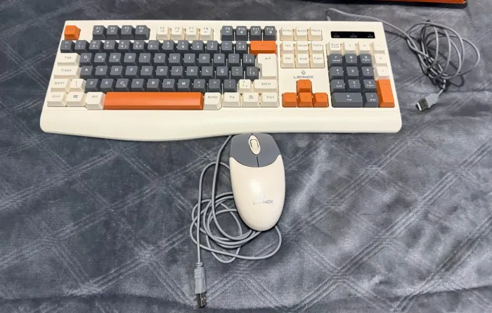 Kit Teclado e Mouse Lehmox LEY-2273 Retrô - Novo na Caixa | R$80