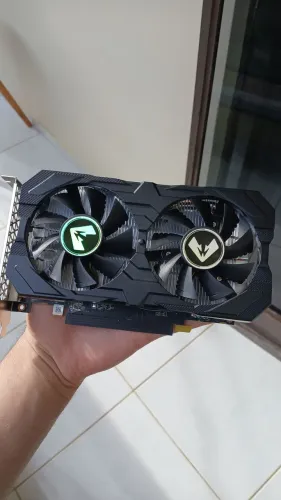 Placa de Vídeo Radeon RX 590 GME 8GB (NOVA)