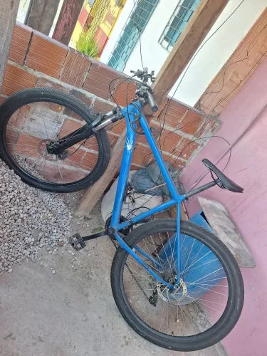 Vende-se bicicleta aro 29 azul