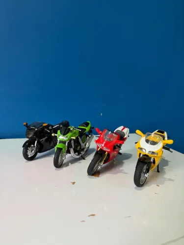 miniatura de moto