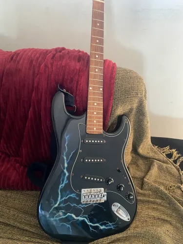 Guitarra Condor
