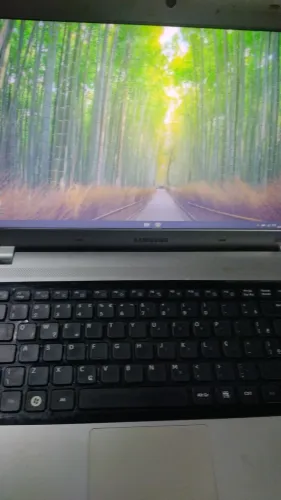 Notebook Samsung Rv411