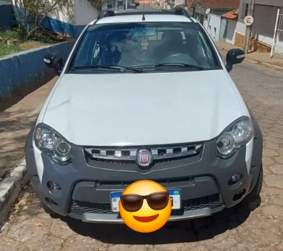 Fiat Strada Adventure1.8/ 1.8 Locker Flex CD 2013