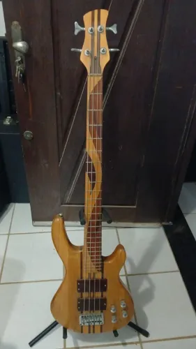 Baixo 4 cordas JP (trabalhado)