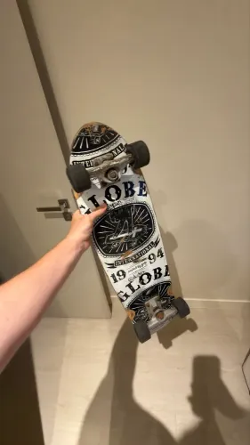 Long skate GLOBE