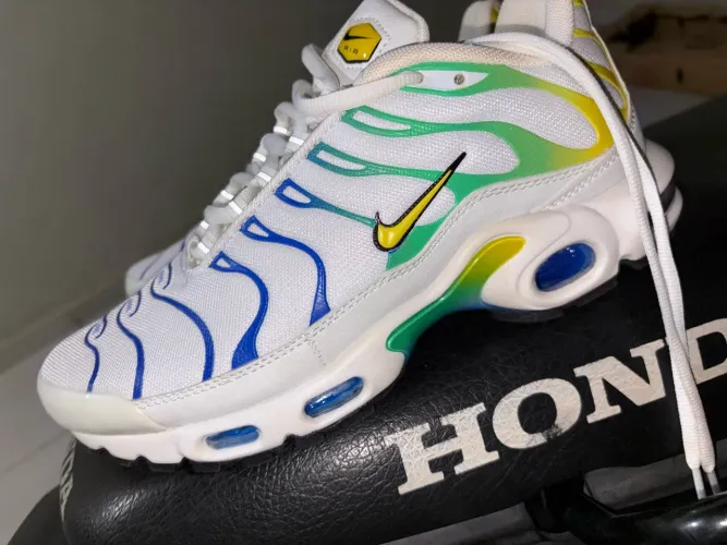 Air Max TN Brazil + camisa França (brinde)
