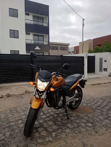 HONDA CB 300R 2010 - Aceito propostas <br>