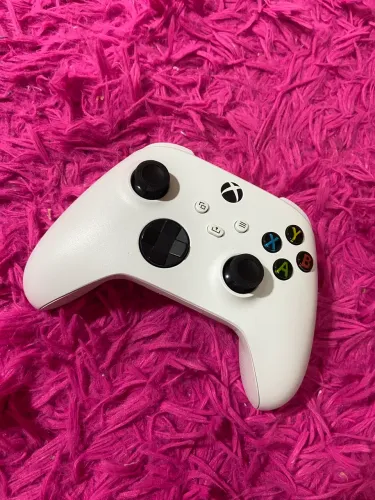 Controle Xbox séries S com bateria até 12x com juros 