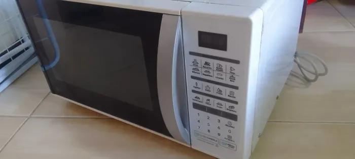 Vendo micro ondas 30l LG