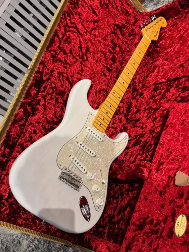 Guitarra Fender American Original '50s Stratocaster White Blonde 2020 