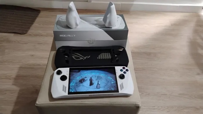Rog Ally Z1 extreme 