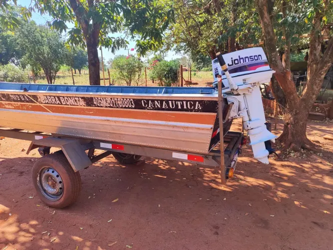 Barco 5,5 borda alta e Carreta 2017