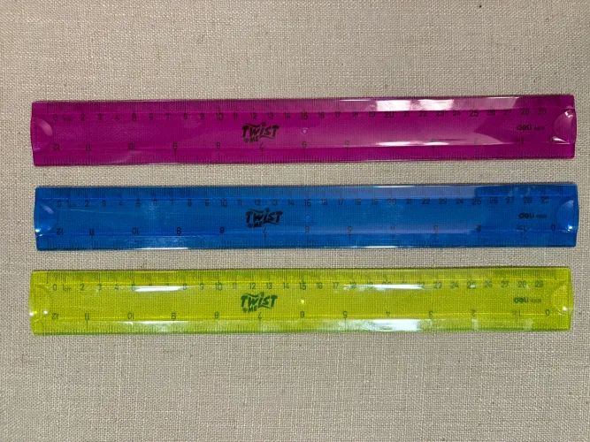 Régua flexível 30cm - Deli