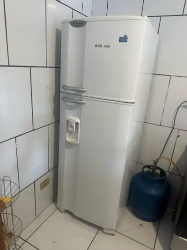 Geladeira Eletrolux 