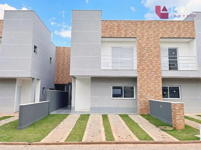 Casa em condomínio fechado com 3 suítes à venda, 135 m² por R$ 750.000 - Village Artigas -