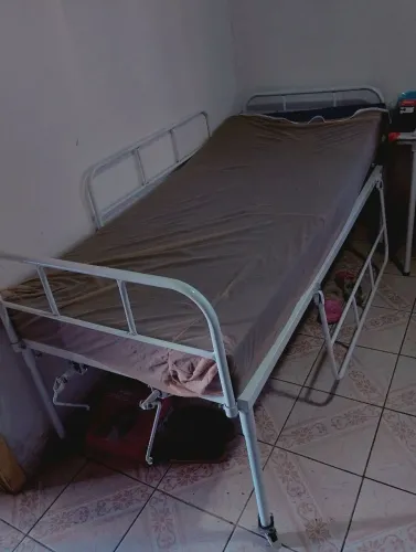 Cama hospitalar
