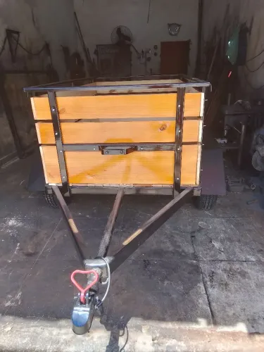 Carrocinha fazendinha de um eixo