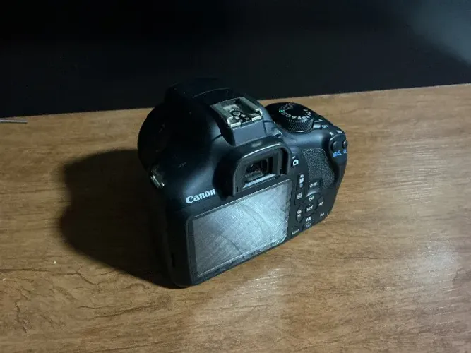 Câmera fotográfica Canon Rebel T6 + Lente