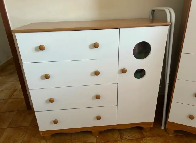 Cômoda de bebê