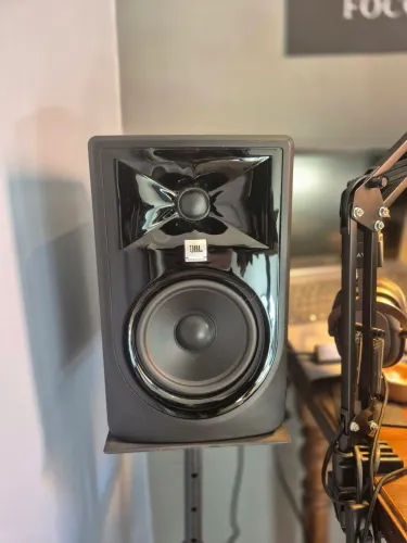 2 Monitor De Referência Estúdio Jbl 305p Mkii Ativo Acústica