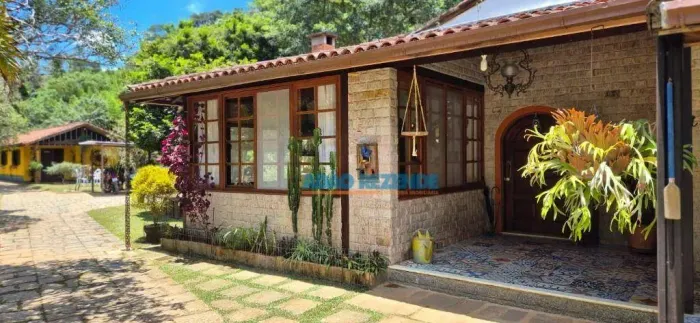 Sítio com 8 dormitórios à venda, 52.211 m² - Santa Rita - Teresópolis/RJ