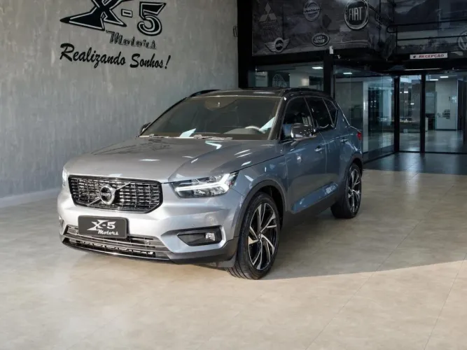 Volvo XC40 T-5 R-design 2.0 252cv AWD 2019