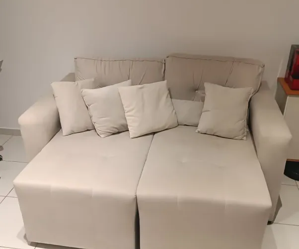 Sofá seminovo