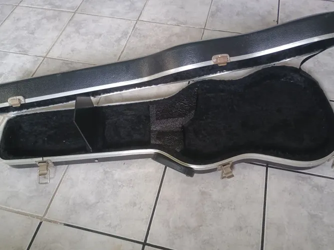 Estojo para guitarra