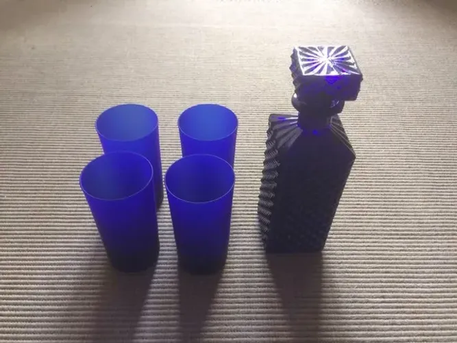 Garrafa e copos para Wisky 