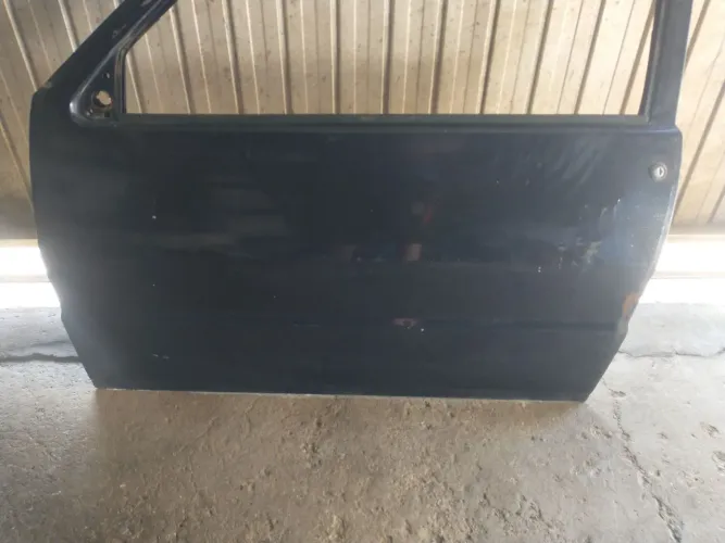 Porta dianteira esquerdo Fiat/uno 95 2p