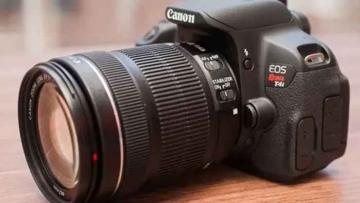 Camera Canon T4i