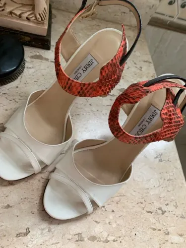 Sandálias de Salto laranja e Brancas jimmy choo