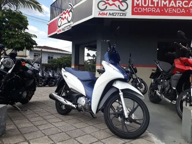 Honda / BIZ 125 - 2022 (Tx. 0,99% em até 21x no Cartão)