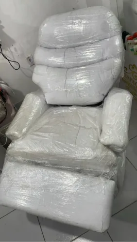 Poltrona para salão de beleza ou poltrona do papai. 