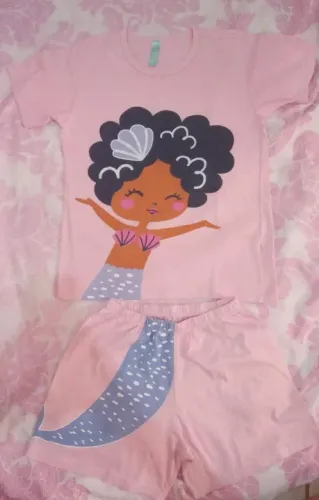 Conjunto de pijama Infantil Menina - Tamanho 8 anos