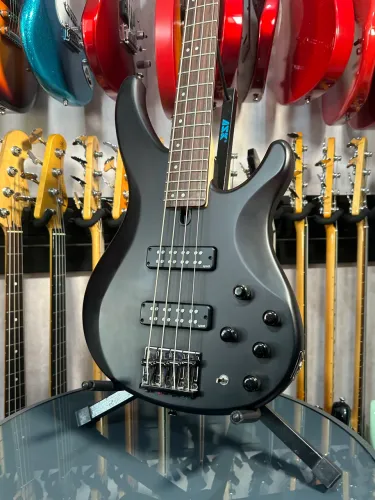 Contra Baixo Yamaha Trbx 4 cordas ativo