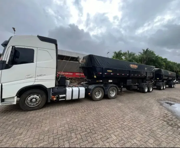 CONJUNTO VOLVO FH 540 + RODOCAÇAMBA