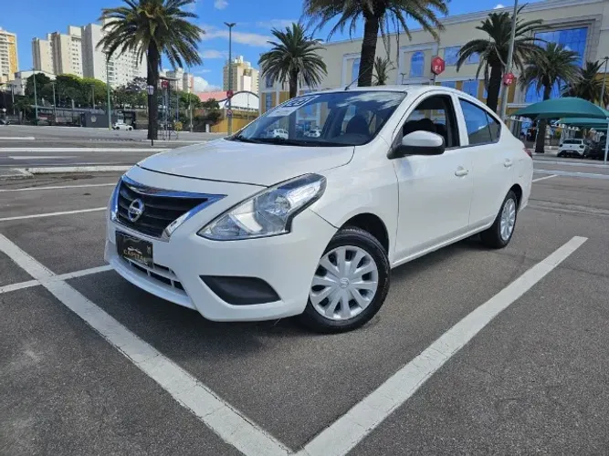 Nissan Versa 1.0 12V Flexstart 4P Mec. 2020 -Troco e Financio sem entrada-otimo para uber!