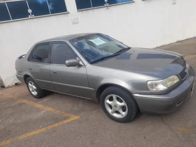 Toyota Corolla XEI 1.8/1.8 Flex 16V Aut. 2002