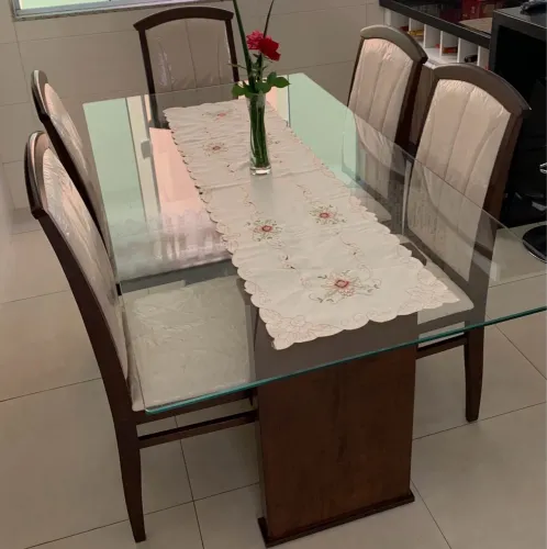 Mesa de Jantar com Tampo de Vidro e 6 Cadeiras