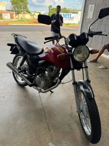 Titan 125 KS Vermelha 