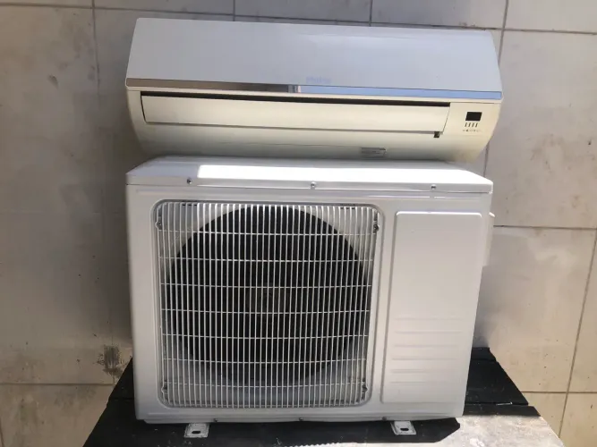 Ar condicionado 