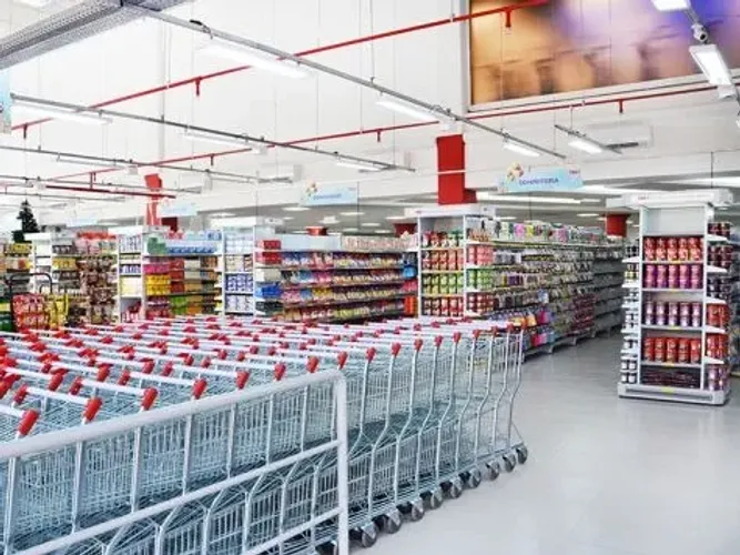 Estante em aço carrinhos de compras