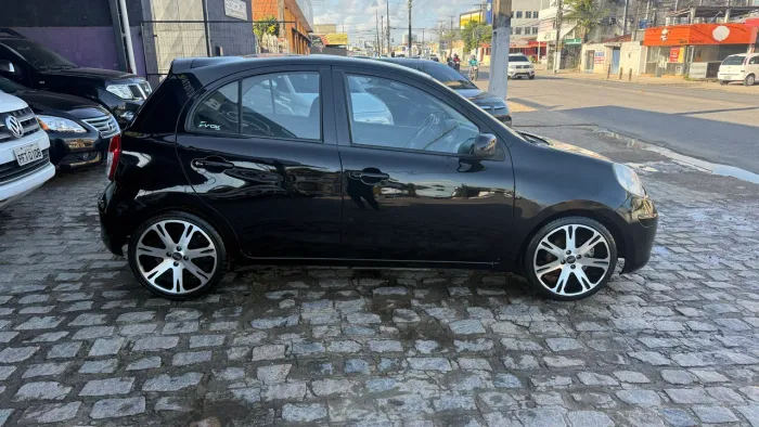 Nissan March SV 1.6 16V Flex Fuel 2014