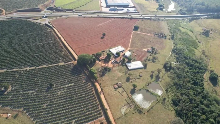 Sitio à venda, Perfeito para fazendas solares, 10 alqueires em Mogi Mirim - SP