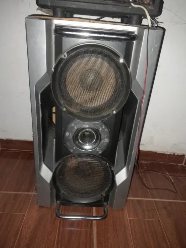 Som Sony com 2 caixas acústicas