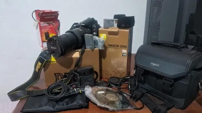 Lente Nikon 18-200mm F/3.5-5.6 G If-ed Af-s Dx Vr Ii