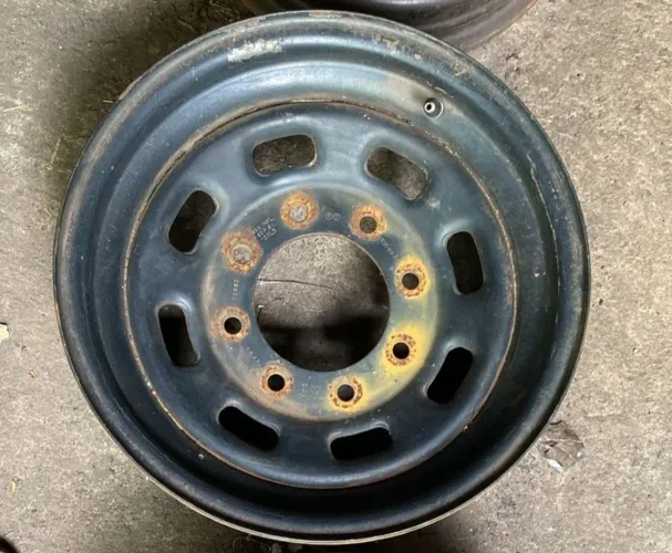 Rodas de ferro F250 aro16 em até 10x de R$67,00 no cartão de crédito