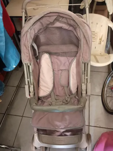 Carrinho de bb + bb conforto