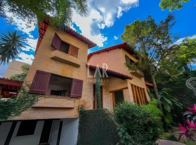 Casa à venda, 4 quartos, 1 suíte, 6 vagas, Castelo - Belo Horizonte/MG